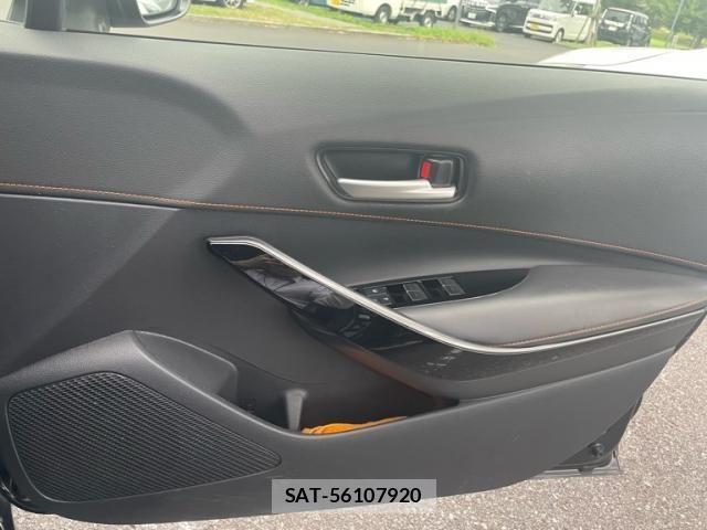 Toyota COROLLA TOURING 2022-02 8741293-16