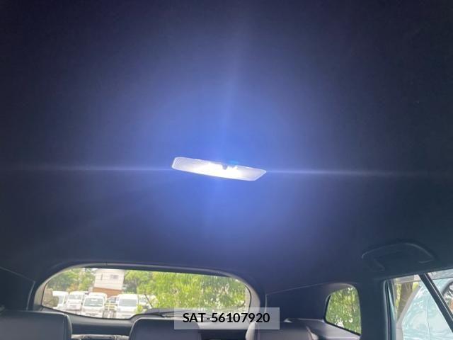 Toyota COROLLA TOURING 2022-02 8741293-26