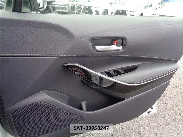 Toyota COROLLA TOURING 2025-05 8741291-27