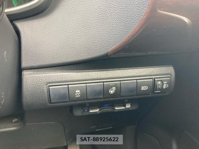 Toyota COROLLA TOURING 2021-03 8741295-18