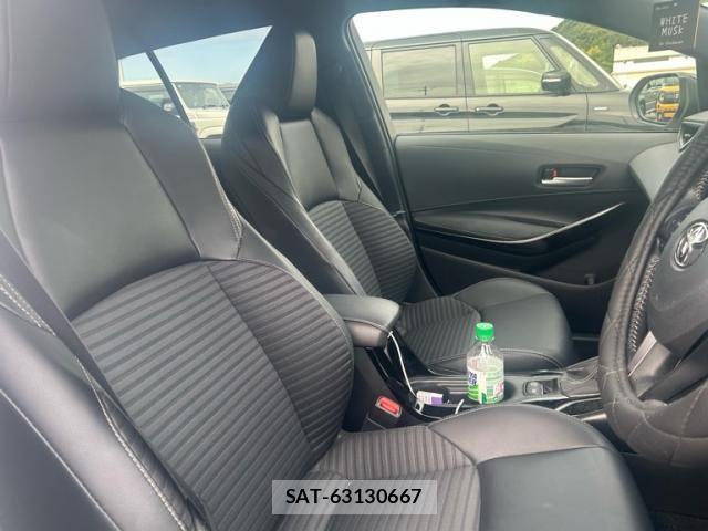 Toyota COROLLA TOURING 2021-04 8795568-16