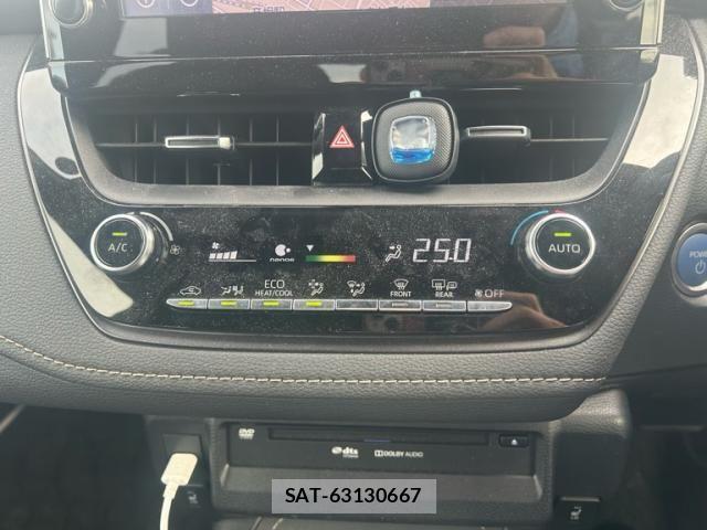 Toyota COROLLA TOURING 2021-04 8795568-23