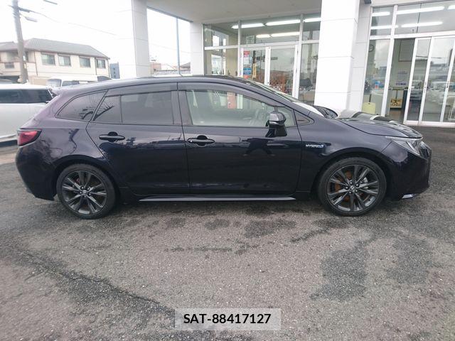 Toyota COROLLA TOURING 2019-11 8795570-9