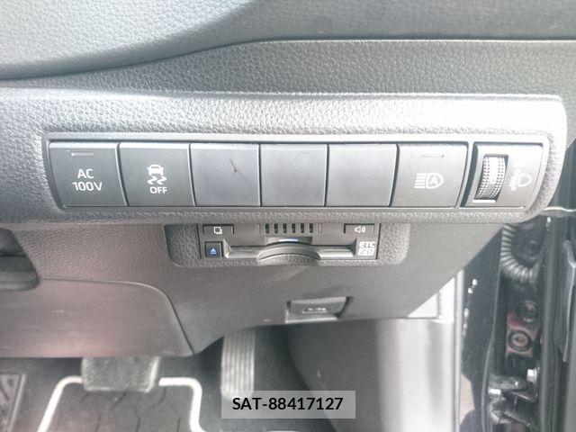 Toyota COROLLA TOURING 2019-11 8795570-23