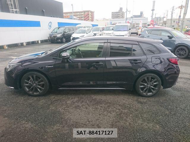 Toyota COROLLA TOURING 2019-11 8795570-8