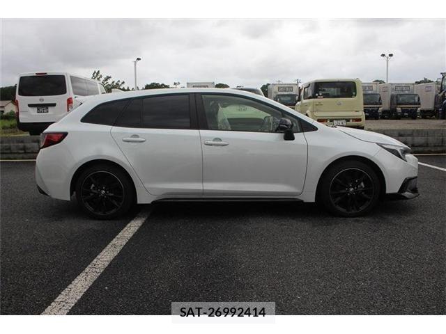 Toyota COROLLA TOURING 2025-03 8795565-16