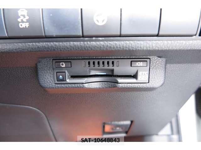 Toyota COROLLA TOURING 2020-02 8828352-27
