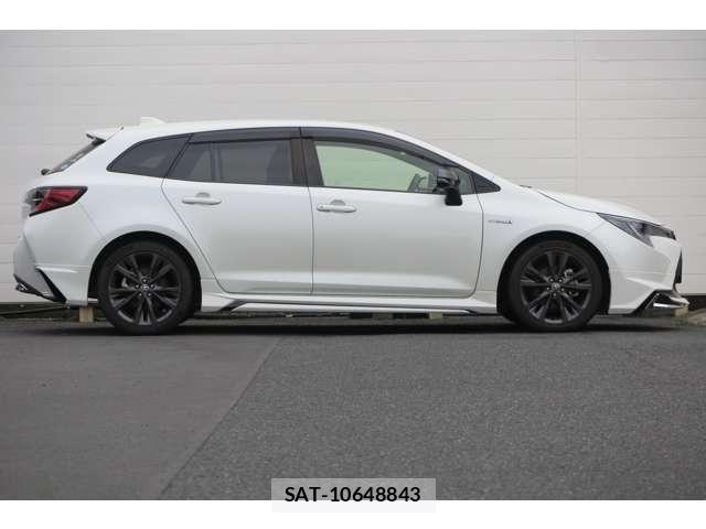 Toyota COROLLA TOURING 2020-02 8828352-3
