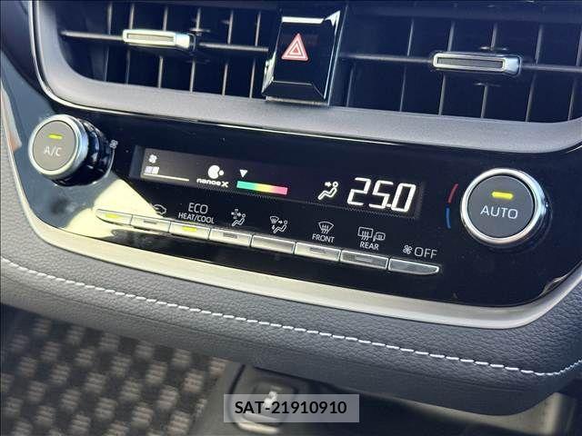 Toyota COROLLA TOURING 2025-01 8848538-12