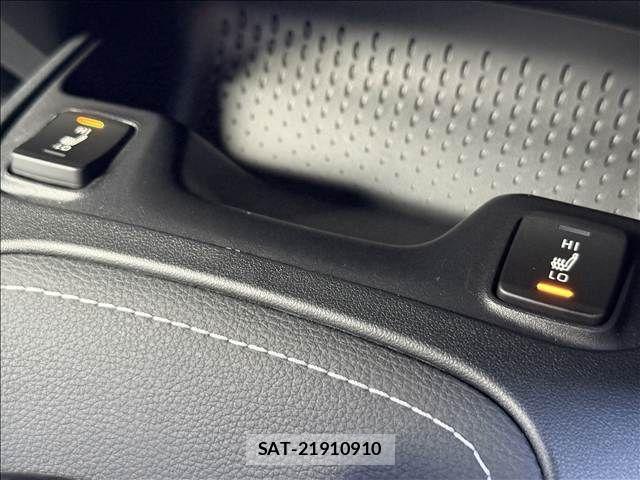 Toyota COROLLA TOURING 2025-01 8848538-3