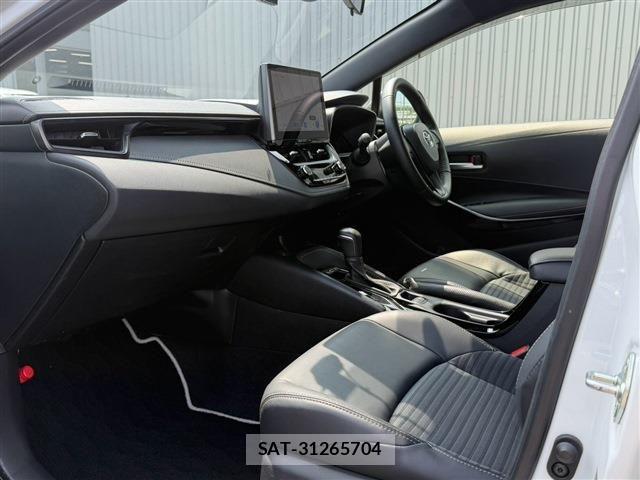 Toyota COROLLA TOURING 2025-05 8870682-11
