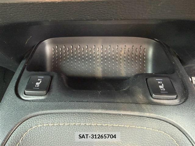 Toyota COROLLA TOURING 2025-05 8870682-28