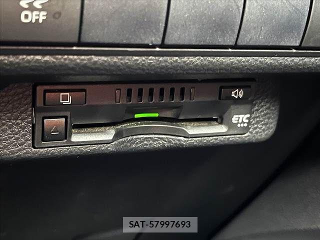 Toyota COROLLA TOURING 2019-10 8870685-20