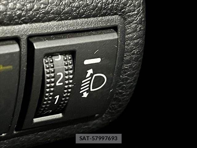 Toyota COROLLA TOURING 2019-10 8870685-21