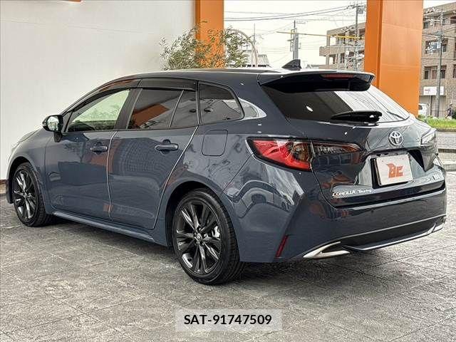 Toyota COROLLA TOURING 2023-11 8879196-12