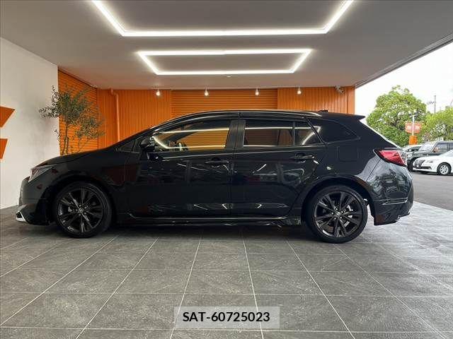 Toyota COROLLA TOURING 2020-11 8883446-10