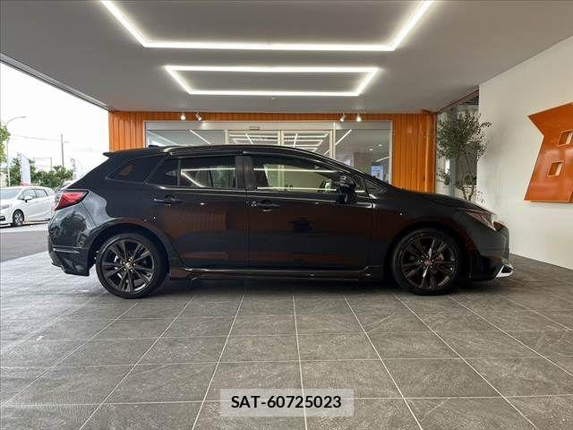 Toyota COROLLA TOURING 2020-11 8883446-11