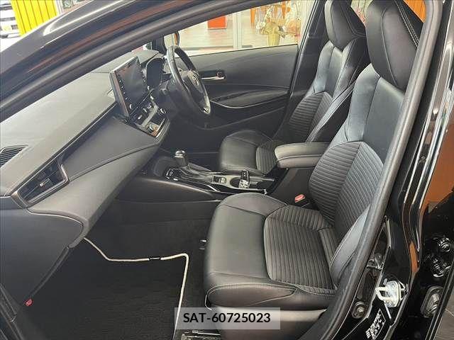 Toyota COROLLA TOURING 2020-11 8883446-16