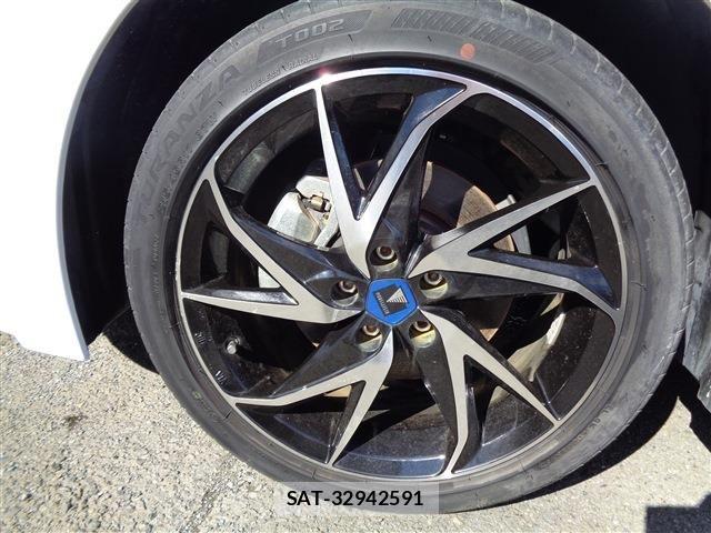 Toyota COROLLA TOURING 2023-08 8883447-9