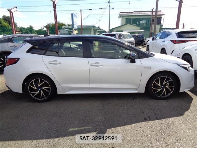 Toyota COROLLA TOURING 2023-08 8883447-3