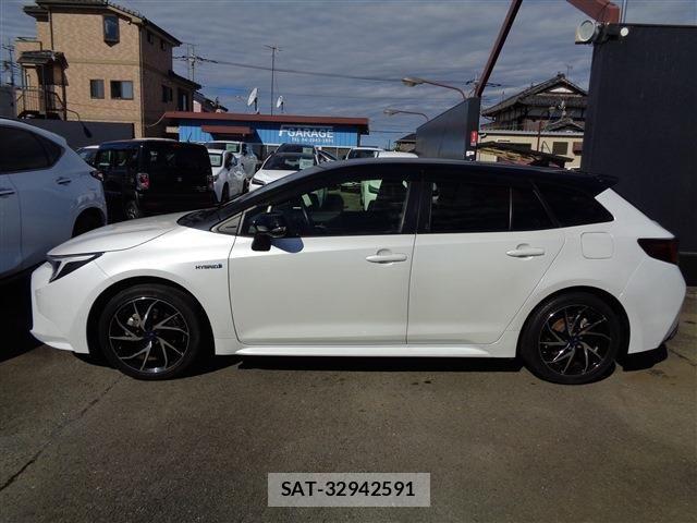 Toyota COROLLA TOURING 2023-08 8883447-4