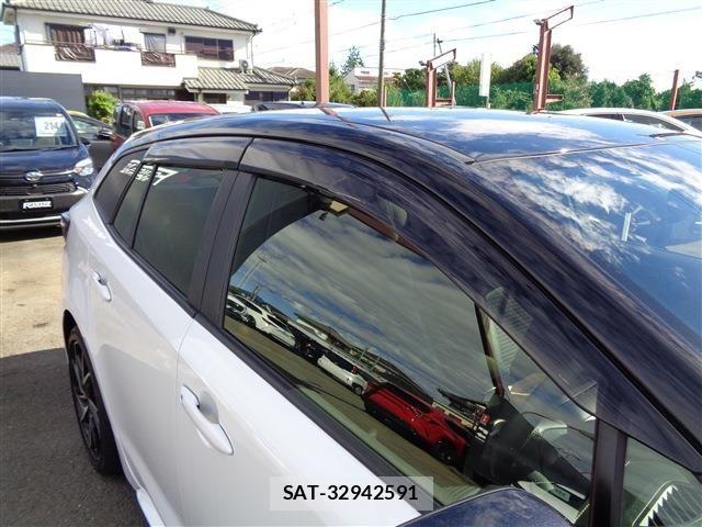 Toyota COROLLA TOURING 2023-08 8883447-8
