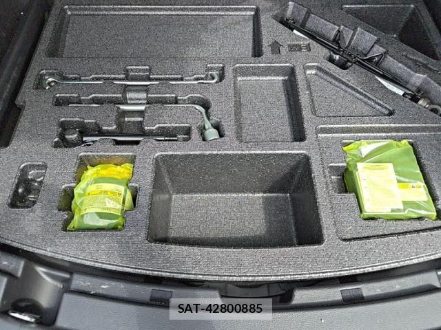 Toyota COROLLA TOURING 2020-02 5863280-29