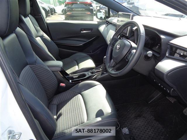Toyota COROLLA TOURING 2023-03 6010472-15