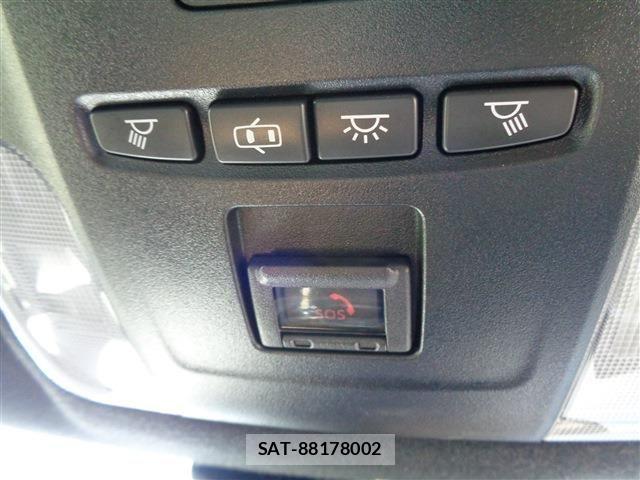 Toyota COROLLA TOURING 2023-03 6010472-17