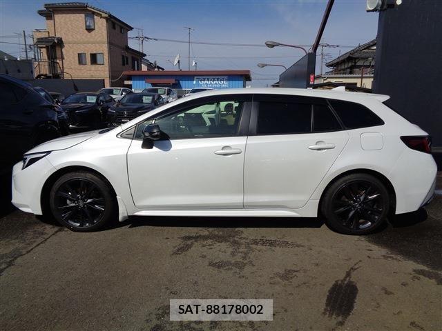 Toyota COROLLA TOURING 2023-03 6010472-4