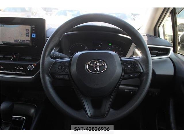 Toyota COROLLA TOURING 2023-03 6242963-18