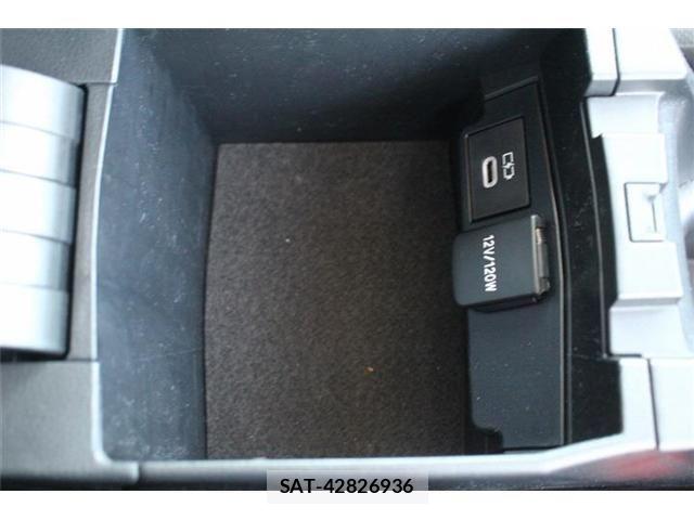 Toyota COROLLA TOURING 2023-03 6242963-26
