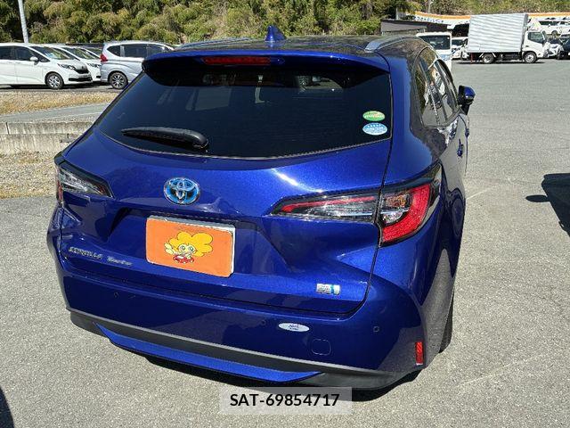 Toyota COROLLA TOURING 2020-08 6814335-2