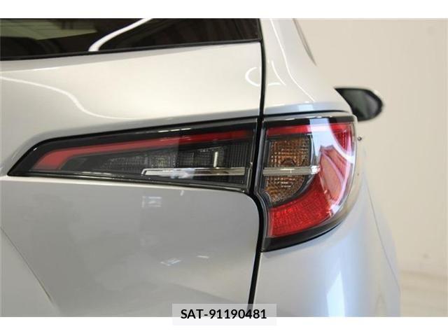 Toyota COROLLA TOURING 2023-04 6903587-17