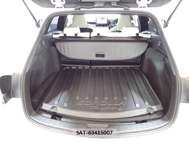 Toyota COROLLA TOURING 2024-03 7216466-23
