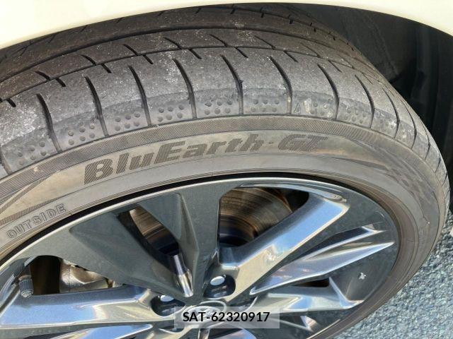 Toyota COROLLA TOURING 2023-06 7508401-7