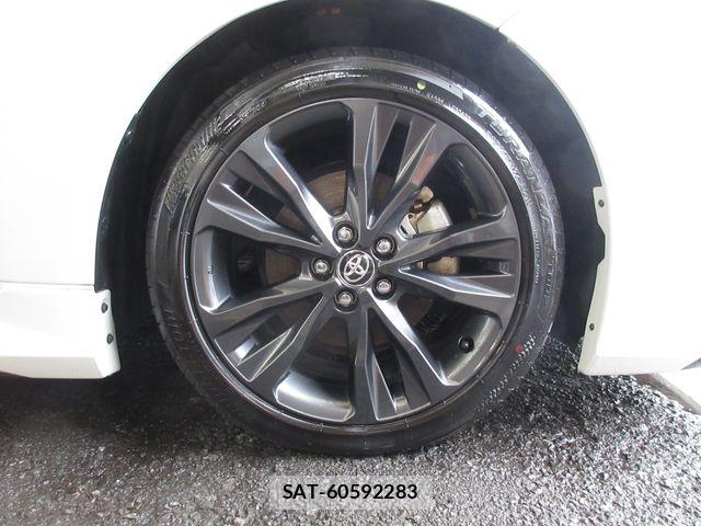 Toyota COROLLA TOURING 2024-07 7615734-4