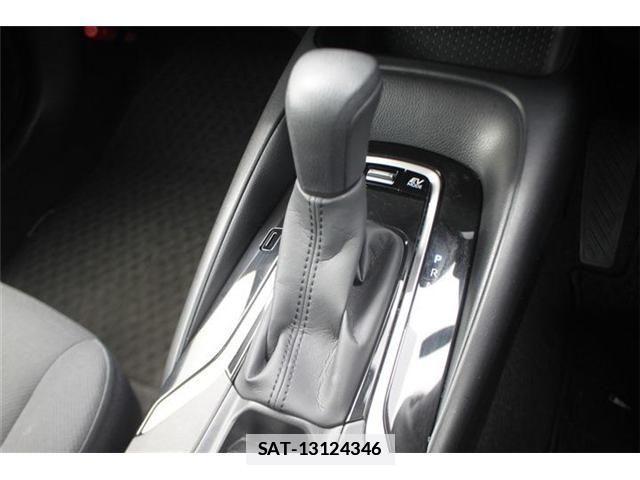 Toyota COROLLA TOURING 2020-06 7783701-22
