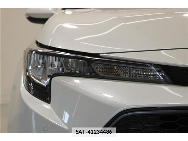 Toyota COROLLA TOURING 2022-06 7783690-16