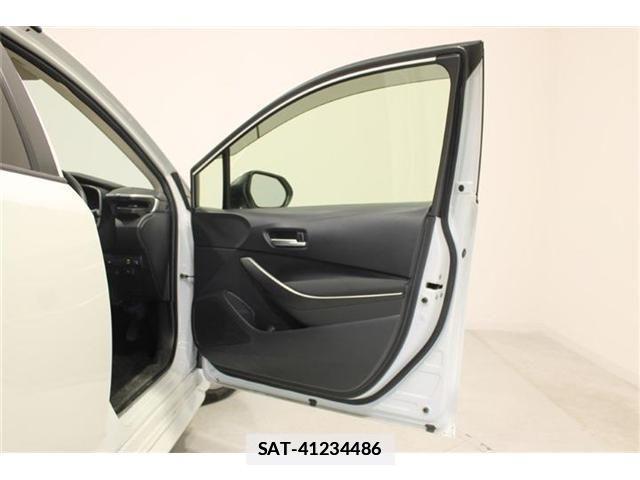 Toyota COROLLA TOURING 2022-06 7783690-28