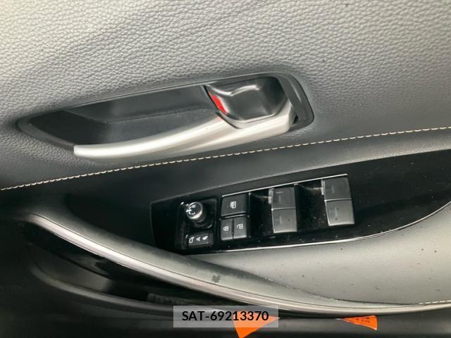 Toyota COROLLA TOURING 2023-04 8098614-19