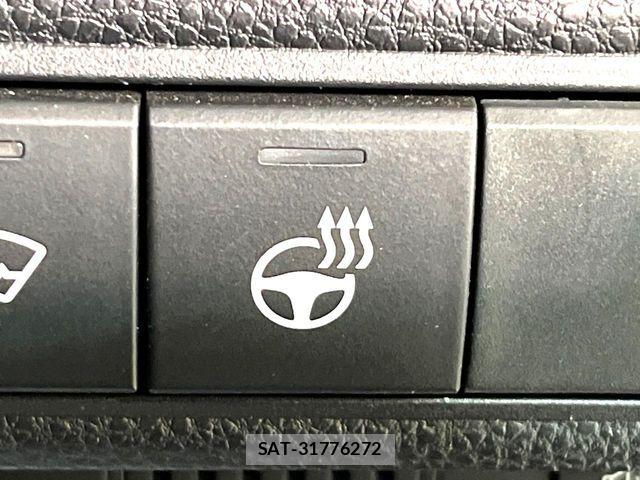 Toyota COROLLA TOURING 2021-07 8098610-6