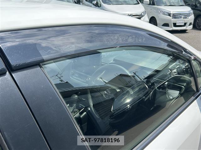 Toyota COROLLA TOURING 2021-07 8437515-13