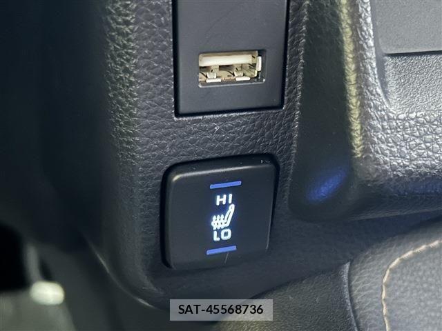 Toyota COROLLA TOURING 2021-07 8561518-23