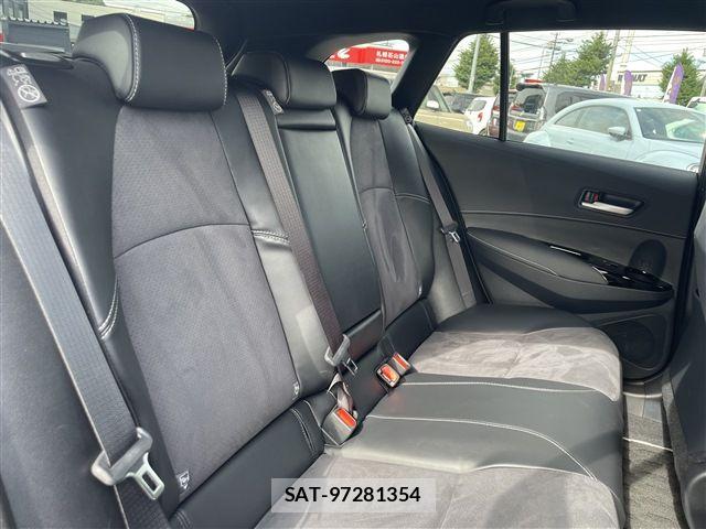 Toyota COROLLA TOURING 2025-02 8665978-12