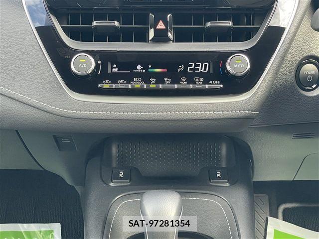 Toyota COROLLA TOURING 2025-02 8665978-24