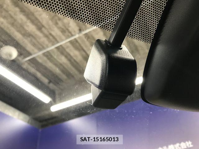 Toyota COROLLA TOURING 2020-05 8658522-23
