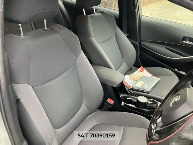 Toyota COROLLA TOURING 2019-10 8848548-11