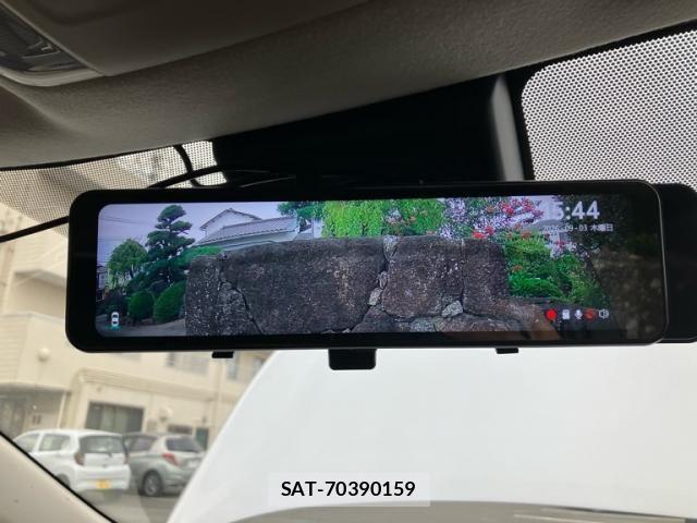 Toyota COROLLA TOURING 2019-10 8848548-23