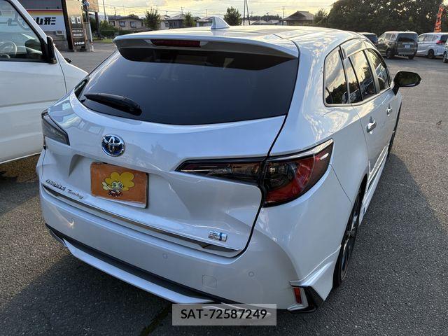 Toyota COROLLA TOURING 2023-10 8870687-2
